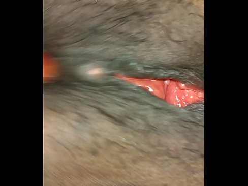 ❤️ 我的肥美阴部的传播使它喷出 ❌ Super porn